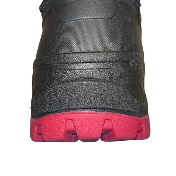 Khombu Black & Red Kids Winter Snow Boots Size 13 - Picture 8 of 11
